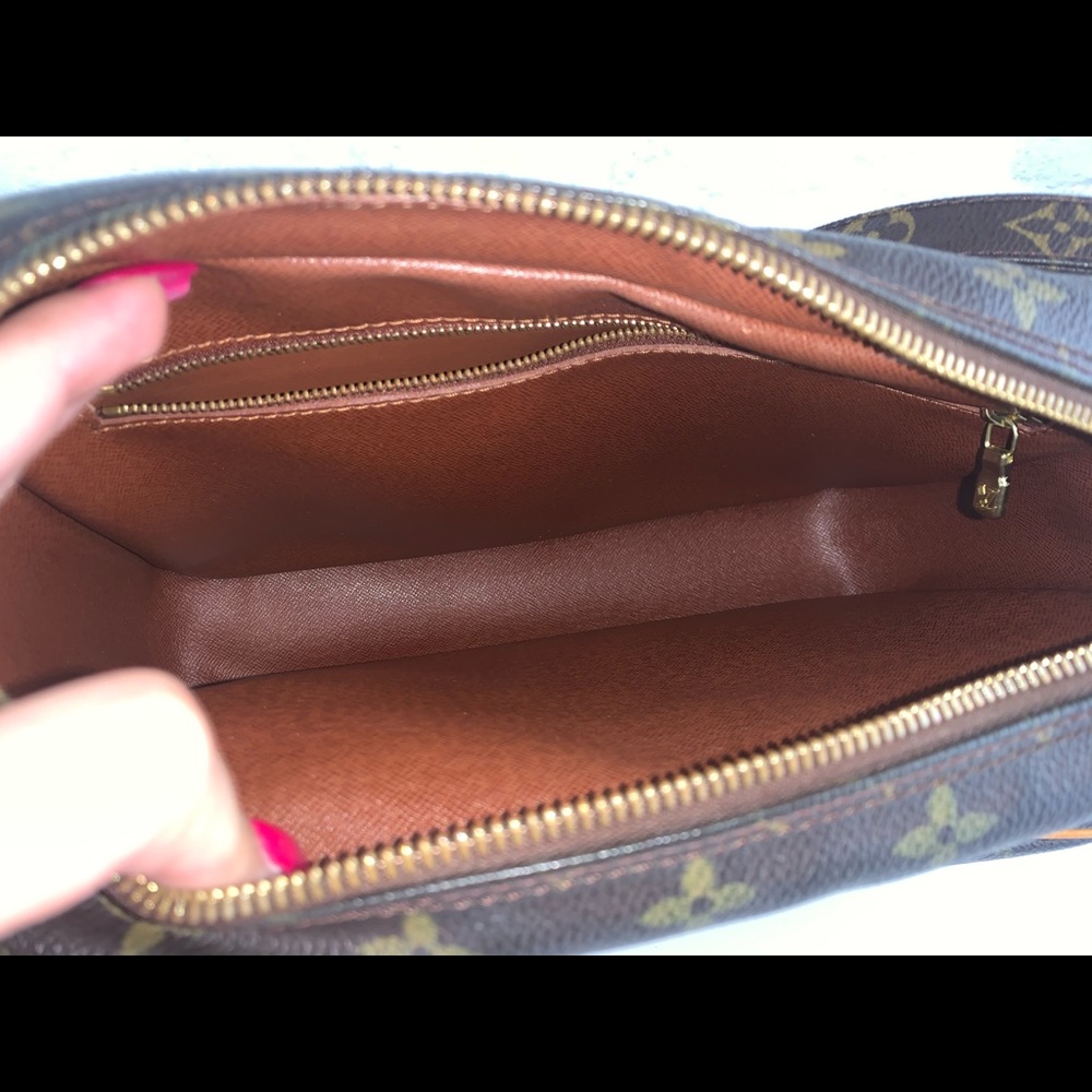 ❗️SOLD❗️AUTHENTIC LOUIS VUITTON NILE - Picture 7 of 13